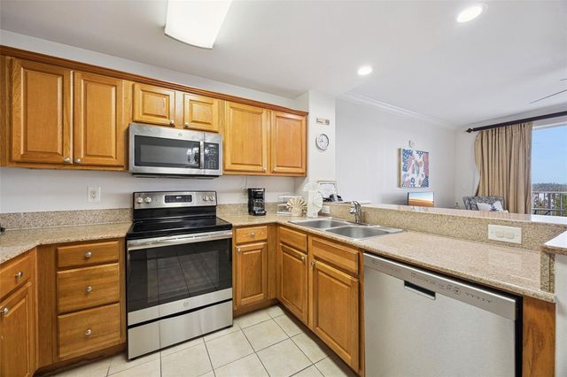 13415 BLUE HERON BEACH DRIVE 402, Orlando, FL 32821