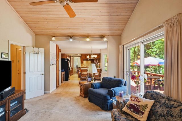250 Secret Town Ln, Colfax, CA 95713