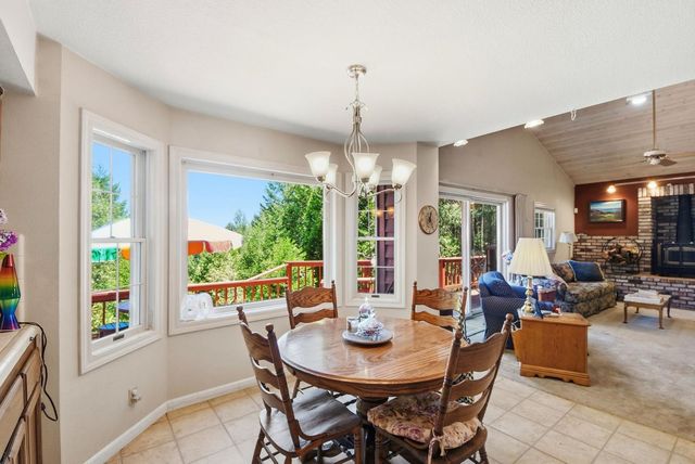 250 Secret Town Ln, Colfax, CA 95713