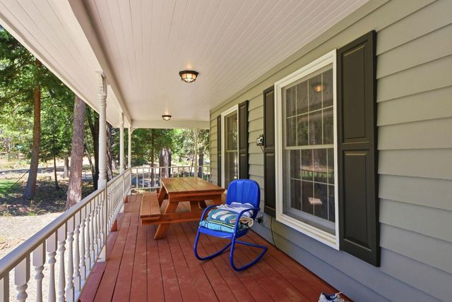 250 Secret Town Ln, Colfax, CA 95713