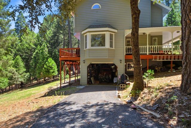 250 Secret Town Ln, Colfax, CA 95713