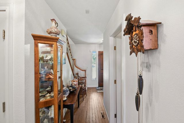 250 Secret Town Ln, Colfax, CA 95713