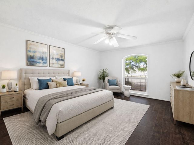 7575 Katy Freeway 103, Houston, TX 77024