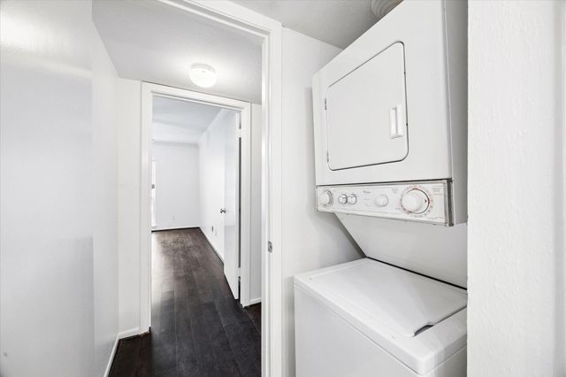 7575 Katy Freeway 103, Houston, TX 77024