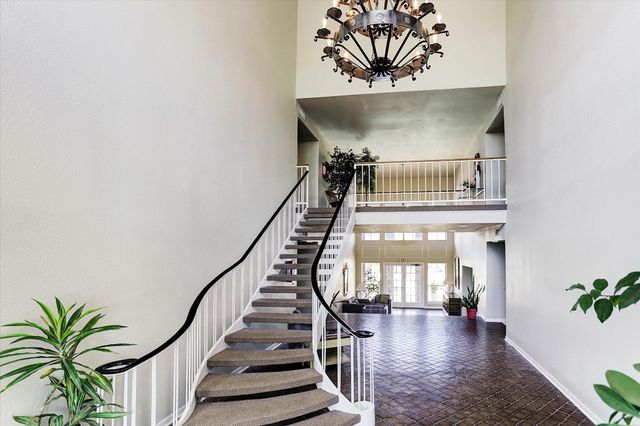 7575 Katy Freeway 103, Houston, TX 77024