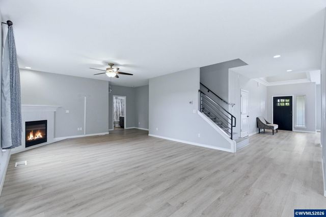 359 Eagle Feather St NW, Salem, OR 97304