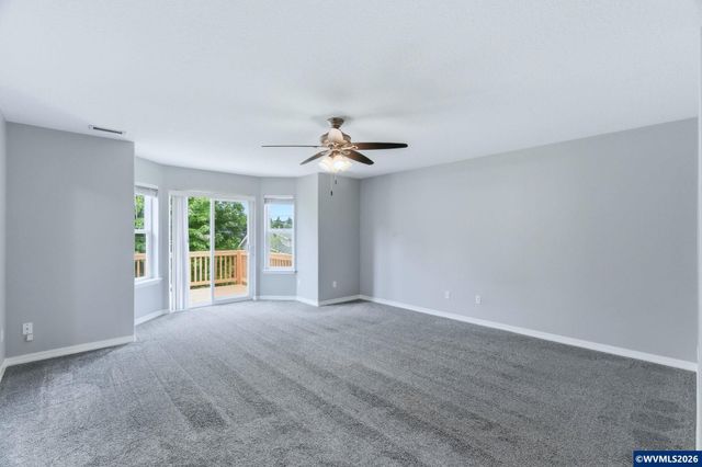 359 Eagle Feather St NW, Salem, OR 97304