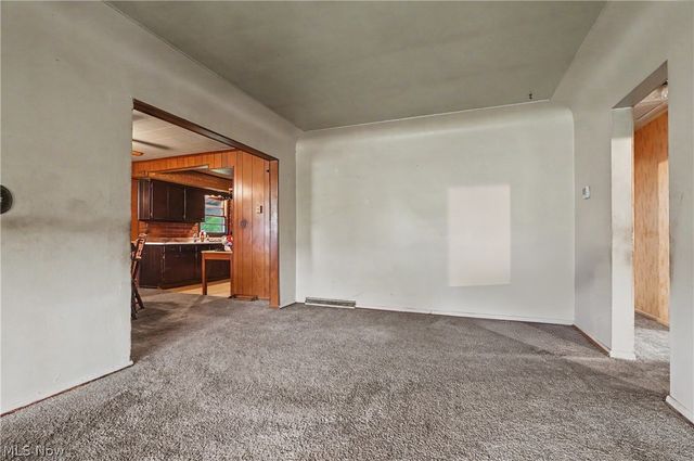 520 Sunset Drive, Hubbard, OH 44425