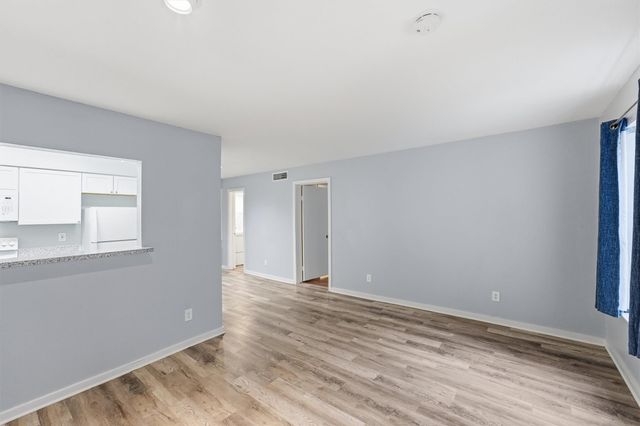 2333 Bering Drive 125, Houston, TX 77057