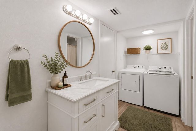 2333 Bering Drive 125, Houston, TX 77057