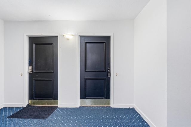 2333 Bering Drive 125, Houston, TX 77057