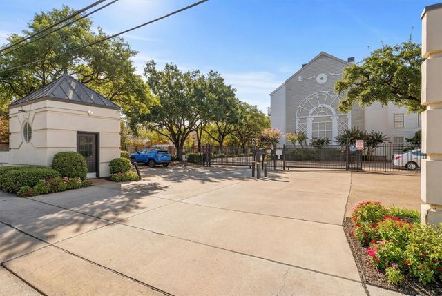 2333 Bering Drive 125, Houston, TX 77057