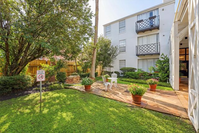 2333 Bering Drive 125, Houston, TX 77057