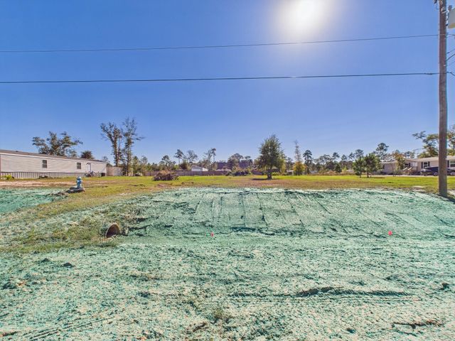 1018 Exotic Pines Drive, Huffman, TX 77336