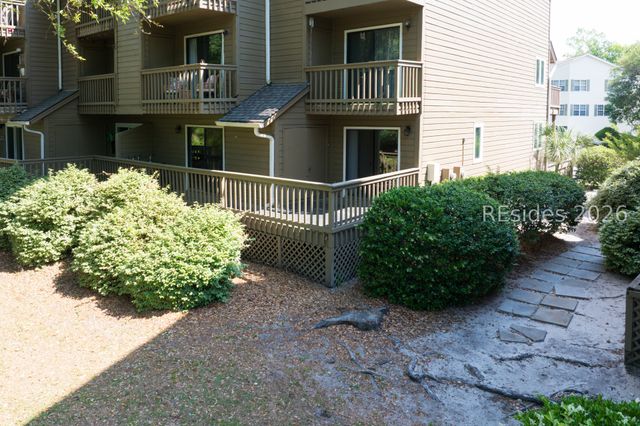50 Yacht Cove Dr Apt 410, Hilton Head Island, SC 29928