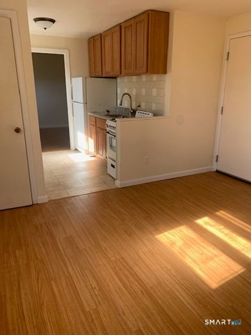 174 Hillside Avenue, Hartford, CT 06106