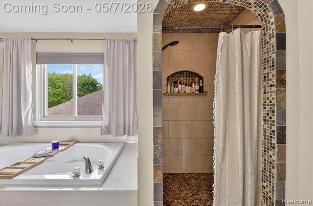 27073 Hawthorne Boulevard, Flat Rock, MI 48134