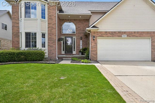 27073 Hawthorne Boulevard, Flat Rock, MI 48134