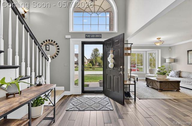 27073 Hawthorne Boulevard, Flat Rock, MI 48134