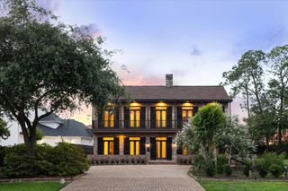5040 Fieldwood Drive, Houston, TX 77056