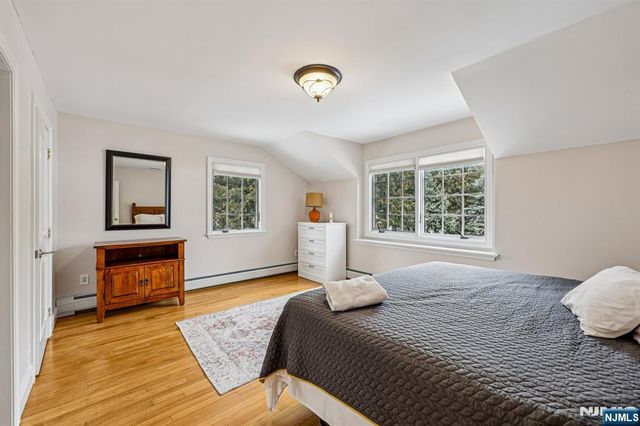 22 Anton Court, Woodcliff Lake, NJ 07677