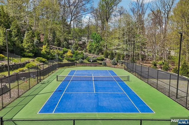 22 Anton Court, Woodcliff Lake, NJ 07677