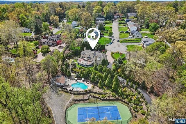 22 Anton Court, Woodcliff Lake, NJ 07677