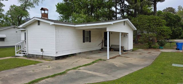 1302 Success St., Corning, AR 72422