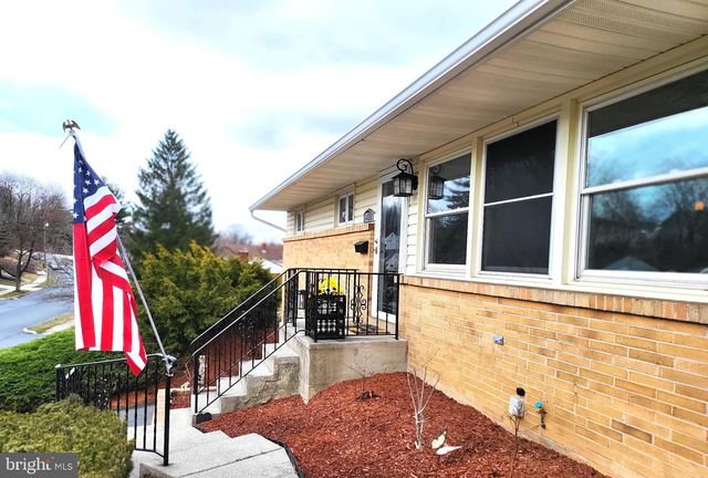 3408 RIDGEWAY RD, Harrisburg, PA 17109