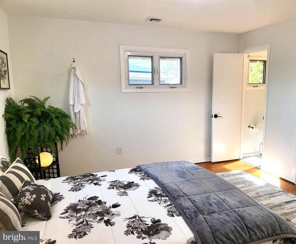 3408 RIDGEWAY RD, Harrisburg, PA 17109