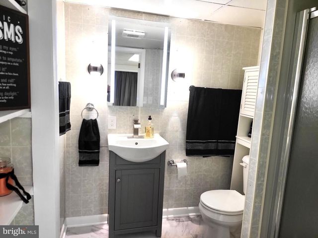 3408 RIDGEWAY RD, Harrisburg, PA 17109