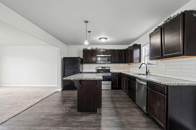 3005 Oxford Lane, Flushing, MI 48433