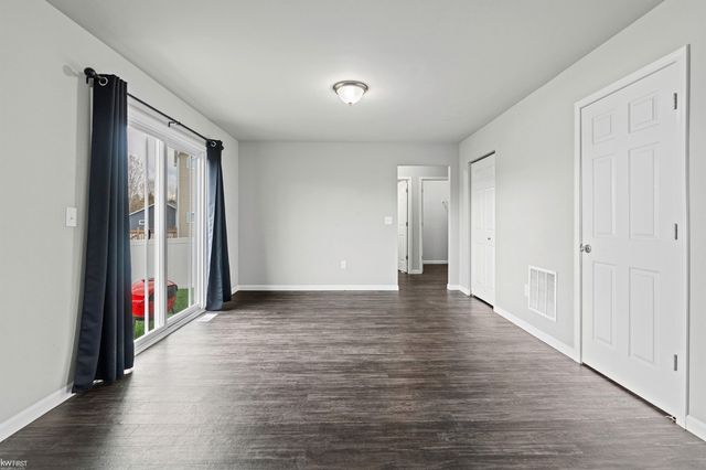 3005 Oxford Lane, Flushing, MI 48433