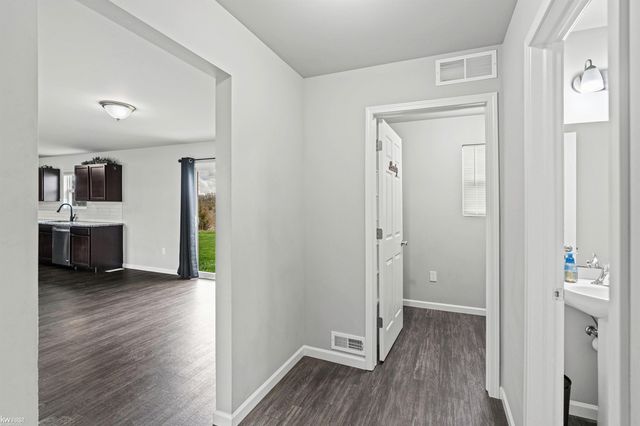 3005 Oxford Lane, Flushing, MI 48433