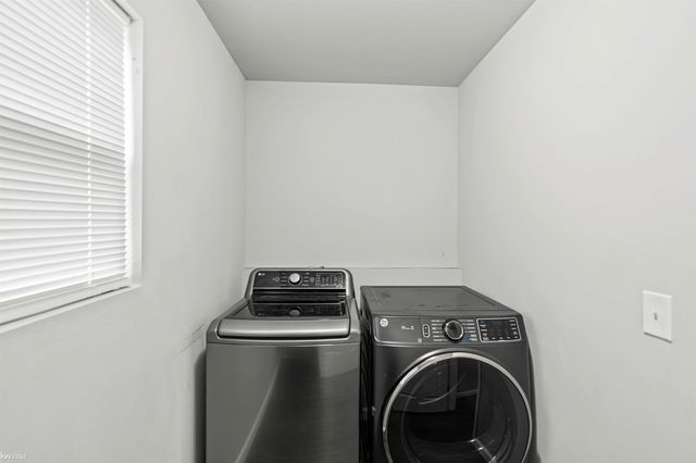 3005 Oxford Lane, Flushing, MI 48433