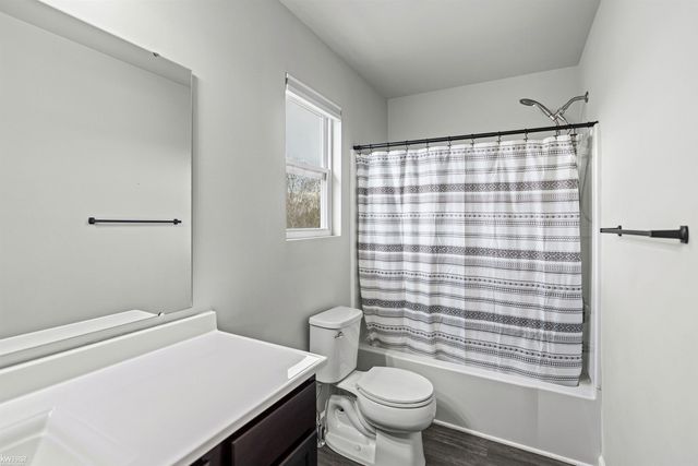 3005 Oxford Lane, Flushing, MI 48433