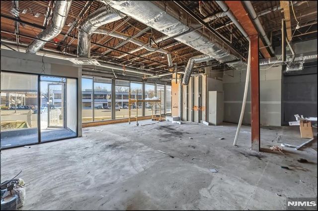 2 Forest Avenue A, Paramus, NJ 07652