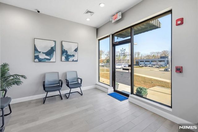 2 Forest Avenue A, Paramus, NJ 07652