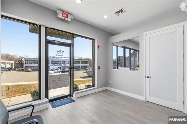 2 Forest Avenue A, Paramus, NJ 07652