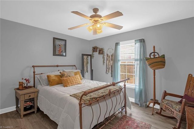 104 Black Avenue, Thomasville, NC 27360