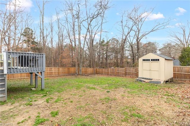 104 Black Avenue, Thomasville, NC 27360