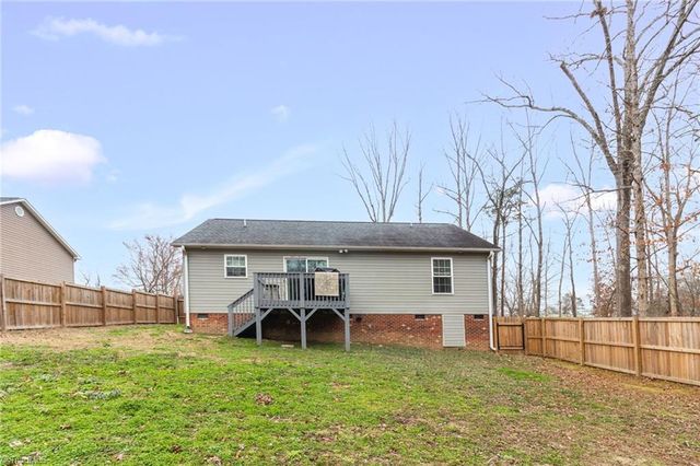 104 Black Avenue, Thomasville, NC 27360