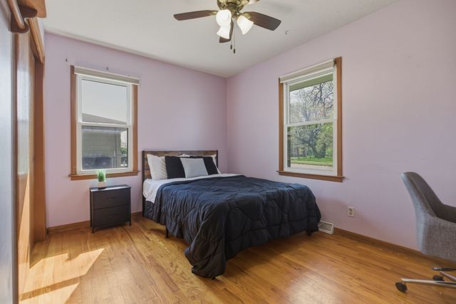 1000 E Watrous Avenue, Des Moines, IA 50315
