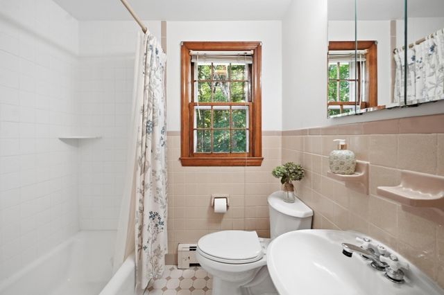 32 Dividence Rd, Reading, MA 01867