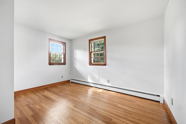 32 Dividence Rd, Reading, MA 01867