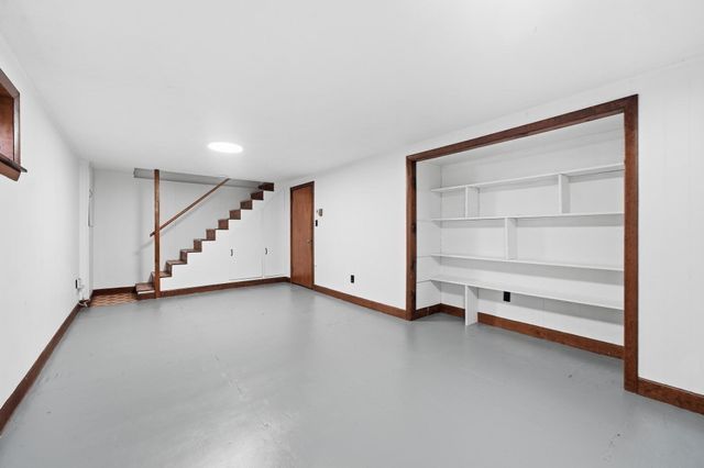 32 Dividence Rd, Reading, MA 01867