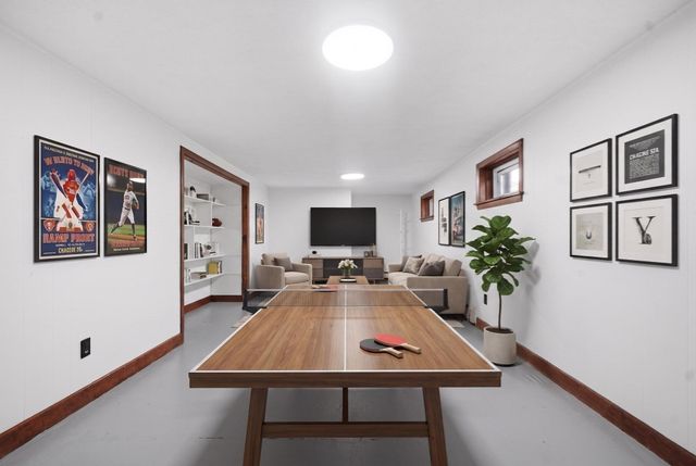 32 Dividence Rd, Reading, MA 01867