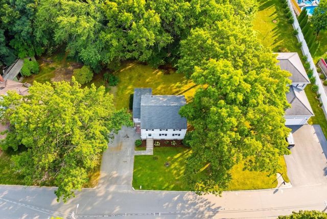32 Dividence Rd, Reading, MA 01867