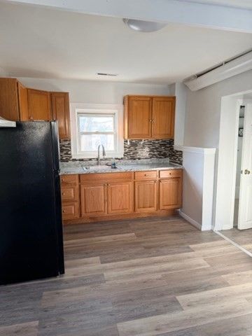2 West 10th Street 2, Lowell, MA 01850