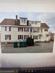 2 West 10th Street 2, Lowell, MA 01850